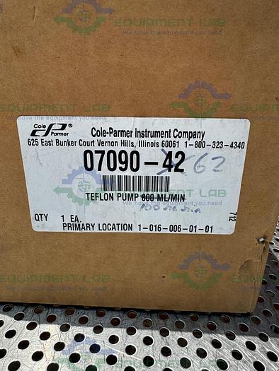 Used Cole Parmer 7090-62 PTFE Diaphragm Pump 100 mL/Min at 0 PSI, 400 RPM