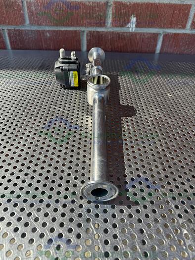 Used ITT Pure Flo 4 -Way Diaphragm Valve w/ 1 1/2" to 1" to 1/4" Sanitary Fitting