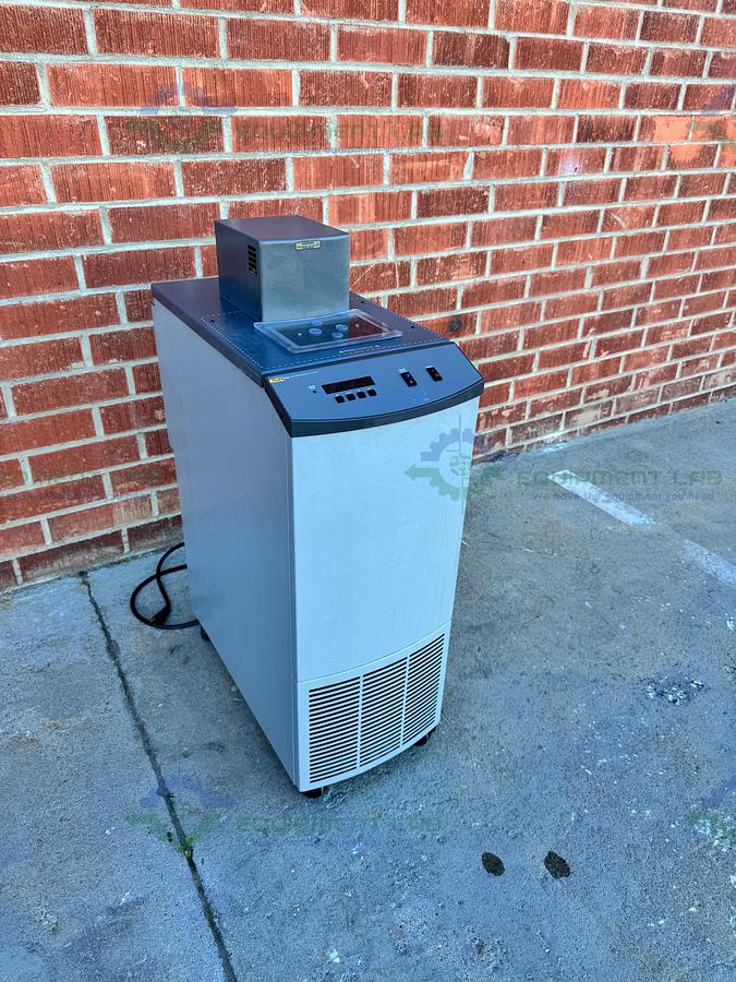 Used Fluke Calibration Hart Scientific 6331 Deep-Well Compact Bath  300°C, 4.2 gal