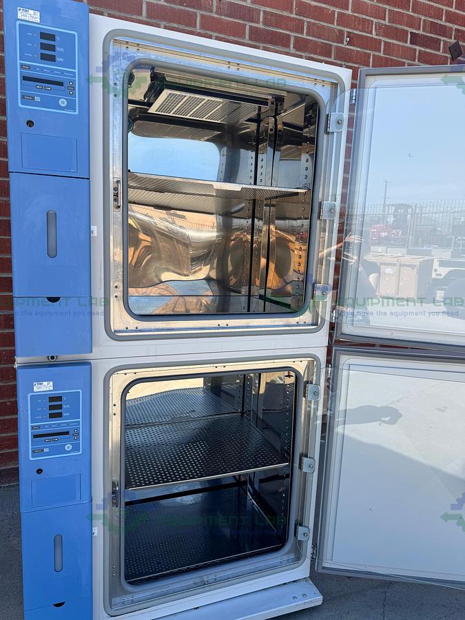 Used Thermo Forma 3310 Steri-Cult Double Stack CO2 Incubator, 11 cu. ft, 50C