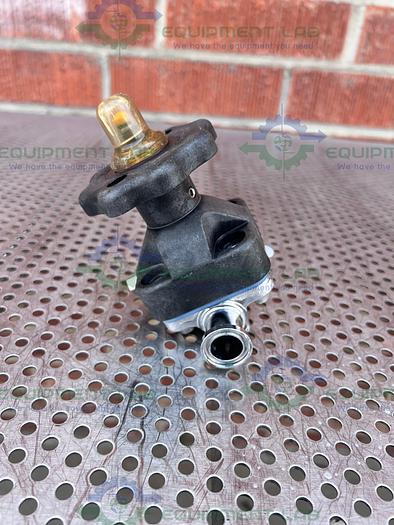 Used ITT Pure Flo .75-316L-RA15MAX-CWP150 Diaphragm Valve w/ 3/4" Sanitary Fitting