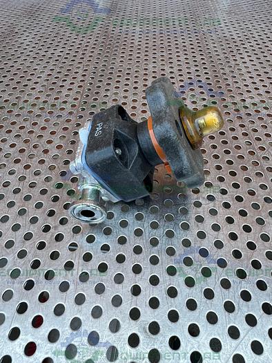 Used ITT Pure Flo  5-316L-RA25MAX Diaphragm Valve w/ 1/2" Sanitary Fitting