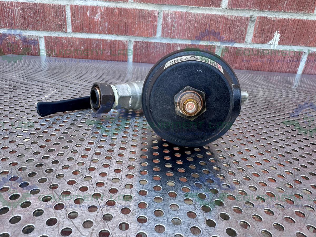 Used Gemu 554/15 Pneumatic Angle Seat Globe Valve w/ 3/4" Compression Fitting, Valve