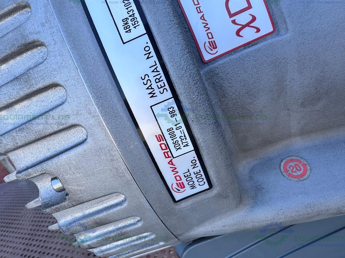  for parts or not working Boc Edwards XDS 35i Dry Scroll Vacuum Pump 100-240V w/ Varian Hepa Filter