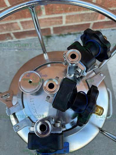 Used Alloy Products 10 Liter Stainless Steel Process / Pressure Vessel 40 PSI