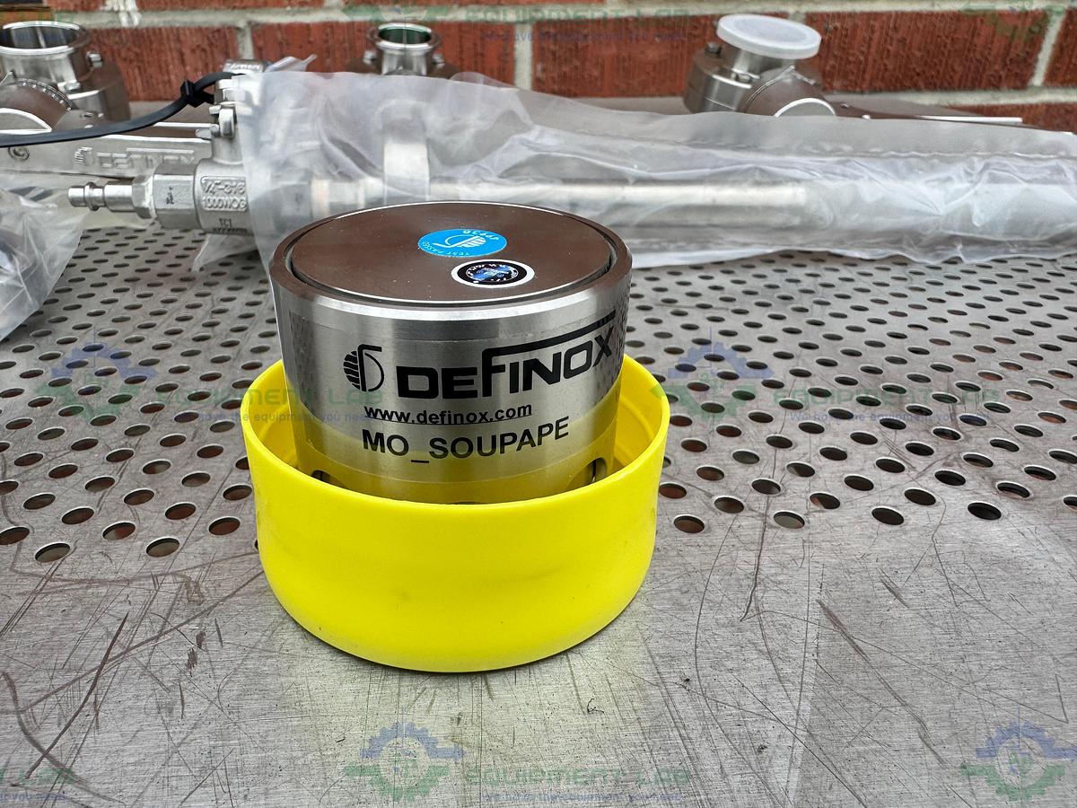 DME 1000 Gallon Stainless Steel Jacketed Vessel / Holding Tank