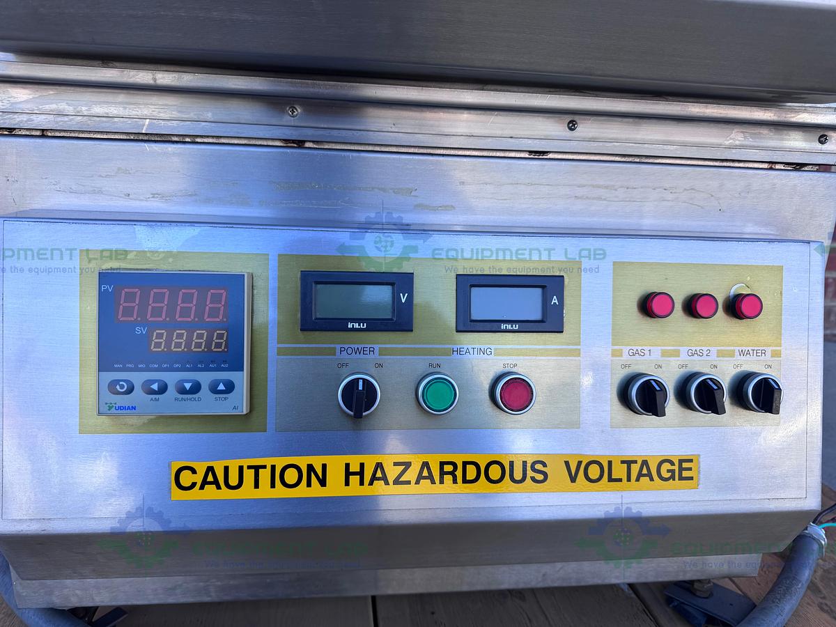 Used Sentro Tech STH400C Humidity Chamber Furnace / Oven 400°C, 220V