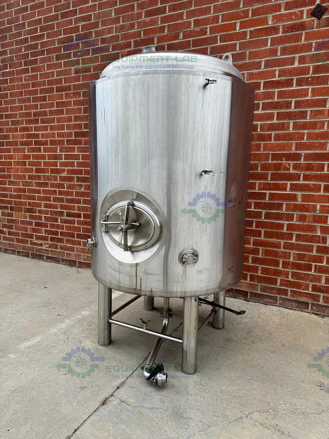 Used Unknown Brand 1000 Gallon Stainless Steel Jacketed Holding Tank