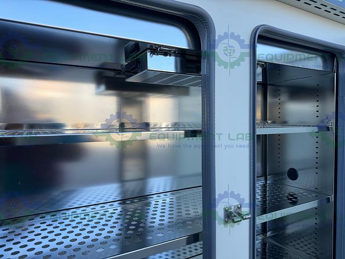 Used Caron  7410-5-1 CO2 Dual Stacked Laboratory Incubator 45°C, 115V