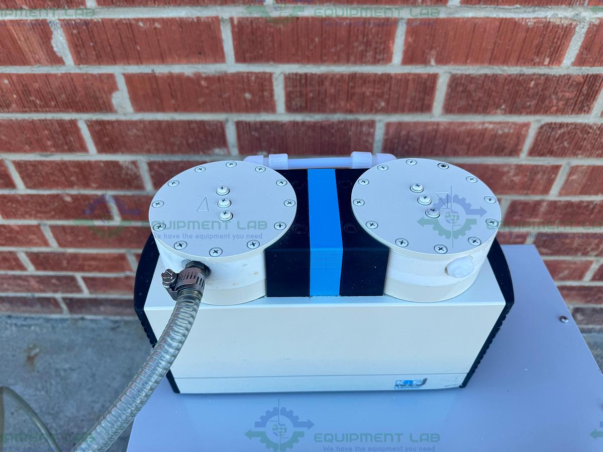 Used Yamato DP32 Vacuum Oven 250°C, 1 Cu. Ft. w/ KNF UN820.3FTP IP44 Diaphragm Pump