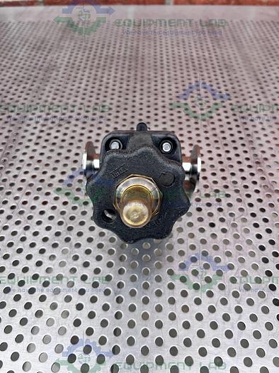 Used ITT Pure Flo 1-316L-RA15MAX-CWP150 Diaphragm Valve w/ 1" Sanitary Fitting