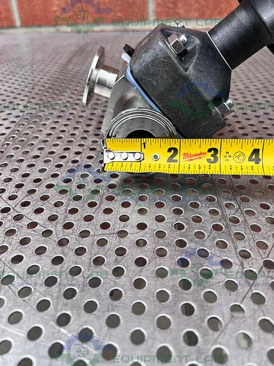 Used ITT Pure Flo 3-Way 1-316L-RA20MAX-CWP150 Diaphragm Valve w/ 1" Sanitary Fitting