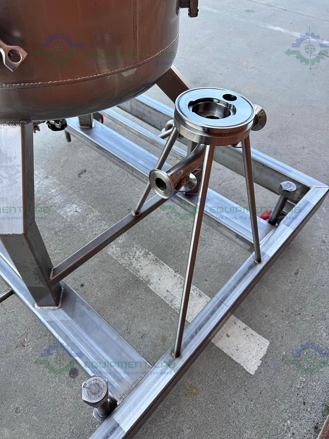 Used Unknown Brand 300 Liter Mixing Tank w/ Lenze 3 Phase Motor, Impeller