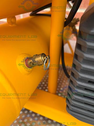 Dewalt MK246 Portable Electric Air Compressor 4 Gallon, 3400 RPM, 120V