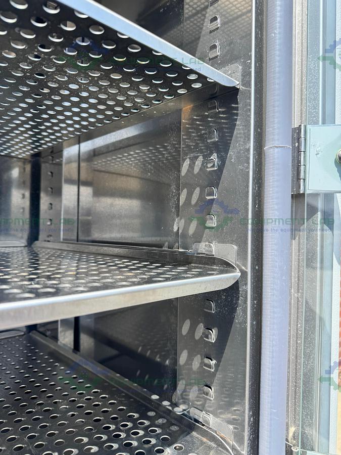 Used Thermo Forma 3310 Steri-Cult Double Stack CO2 Incubator, 11 cu. ft, 50C