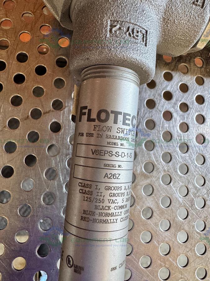 Used Dwyer FlotechT V6EPS-S-D-1-S Flow Switch W/ Crouse Minds LBY25 SA Elbow