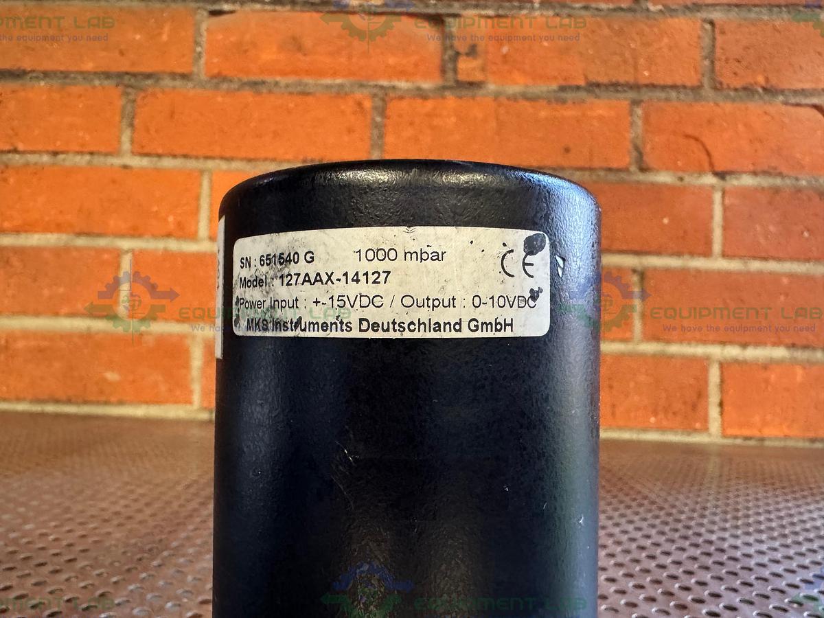 Used MKS Baratron 127AAX-14127  Pressure Transducer 1000 mbar, 15 VDC w/ KF40 Fitting