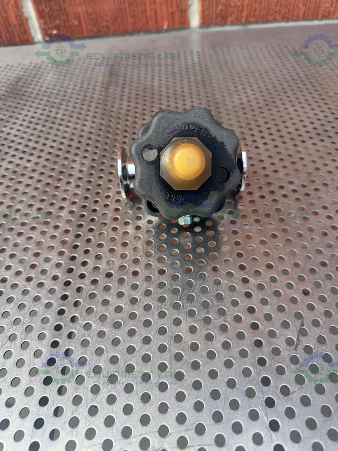 Used ITT Pure Flo RA25MAX Stainless Steel Diaphragm Valve w/  1" Sanitary Fittings