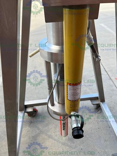 Used Septech  Annular Expansion Stainless Steel Preparative HPLC Column w/ Hand Pump