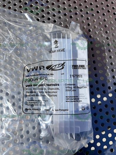 Used VWR  89094-670 Plastic 25mL Divided Pipetting Reservoirs Polystyrene