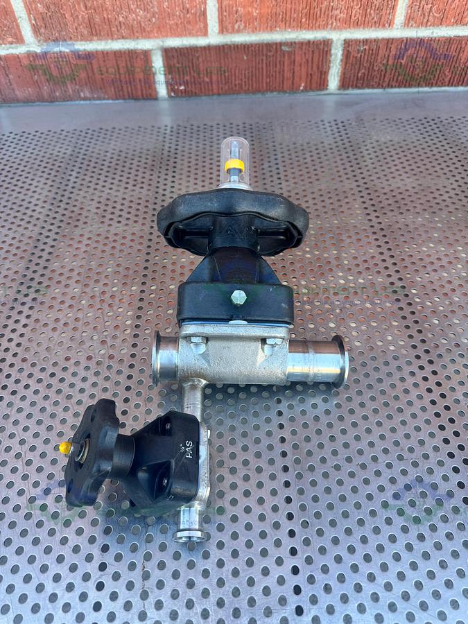 Used 2- ITT Pure Flo  RA25MAX Diaphragm Valve w/ 1 1/2" to 3/4" Sanitary Fitting