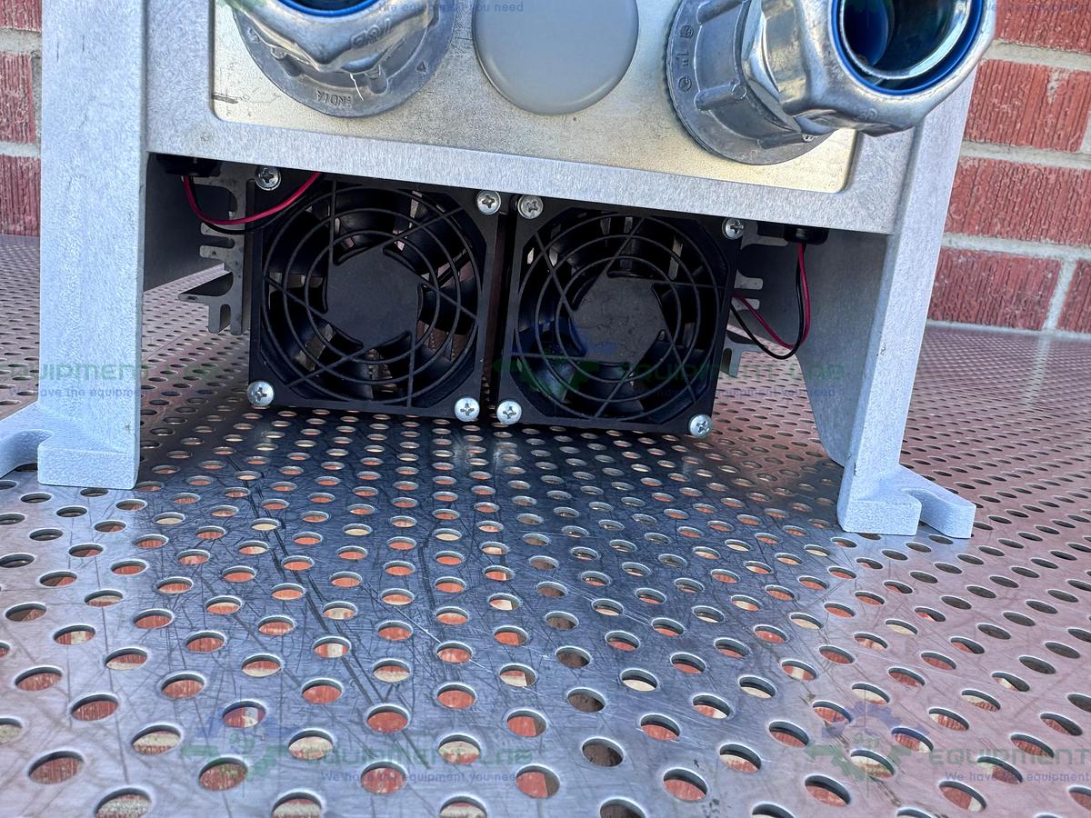 Used Vacon X4C40200C X - Series Variable Speed Frequency Drive 380 - 460V, 3 HP