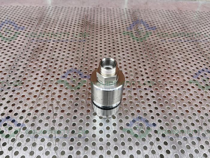 Used Swagelok  QTM8-316 Stainless Steel Female Quick Connect Fitting