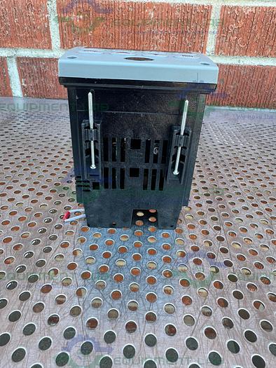 Used Honeywell DC3200-CB-300R-200-10000-E0-0 Controller 90-250 VAC