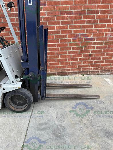 Used Komatsu  FB15M-2 Electric Forklift 3000 Pound Capacity w/ Charger