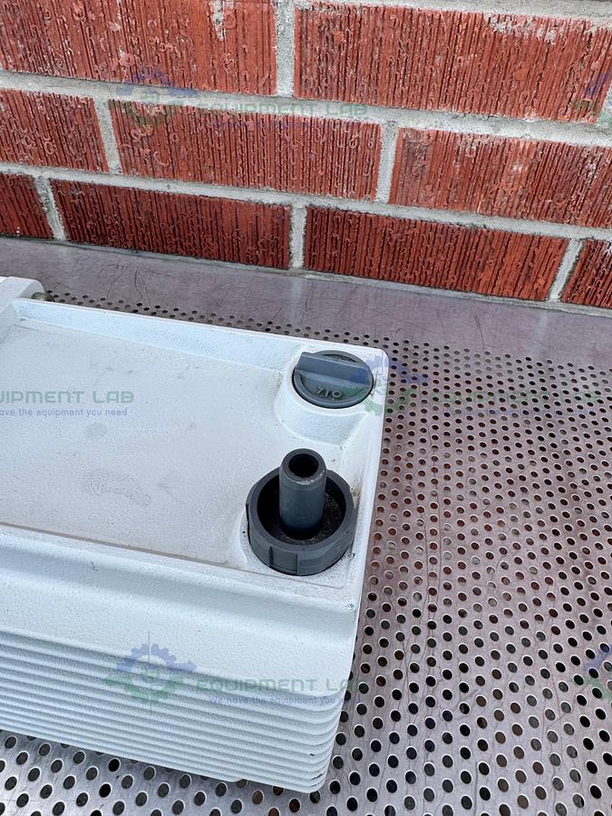 Used Edwards 30 E2M30 Dual Stage Rotary Vane Vacuum Pump 220/240V