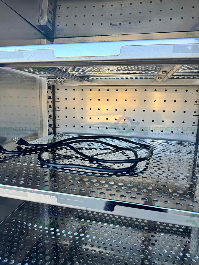 Used Caron 7001-33-1 Reach In Refrigerated Incubator  5 to +70°C, 33 Cu, Ft, 115 V