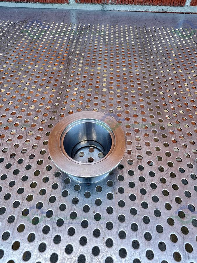 Used Stainless Steel Vacuum Reducer  KF 40 to KF 25