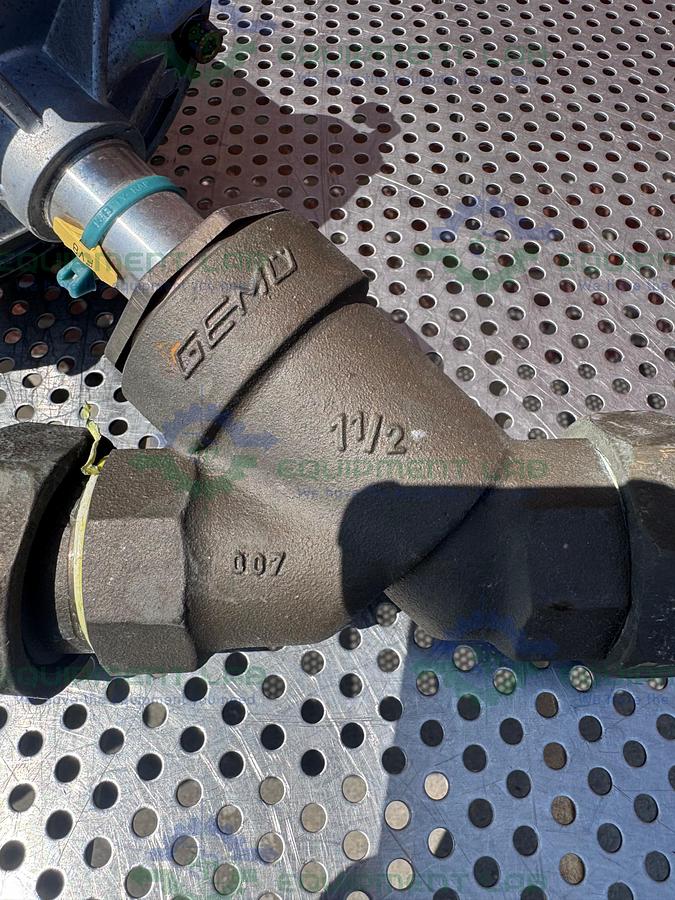 Used Gemu 514/40/D195 Pneumatic Angle Seat Valve, PST 4-10 180°C w/ 1 1/2" Fitting