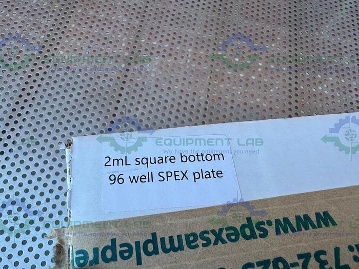 Box of 5 - Greiner Masterblock  Square Bottom Deep Well Plates 2 mL, 96 Well