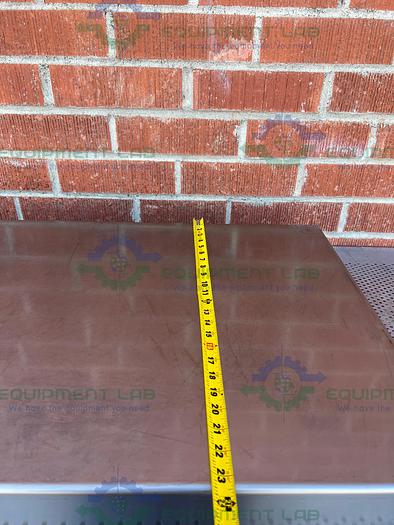 Used Mettler Toledo  KCC150S  Stainless Steel Bench Scale 300 Lb Capacity 23" x 31"