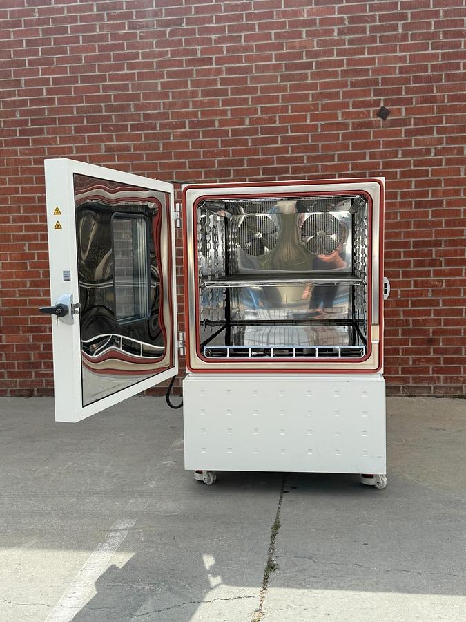 Used Weiss Technik Endurance ENDH1500/70 Environmental Chamber +180C to -70C Humidity