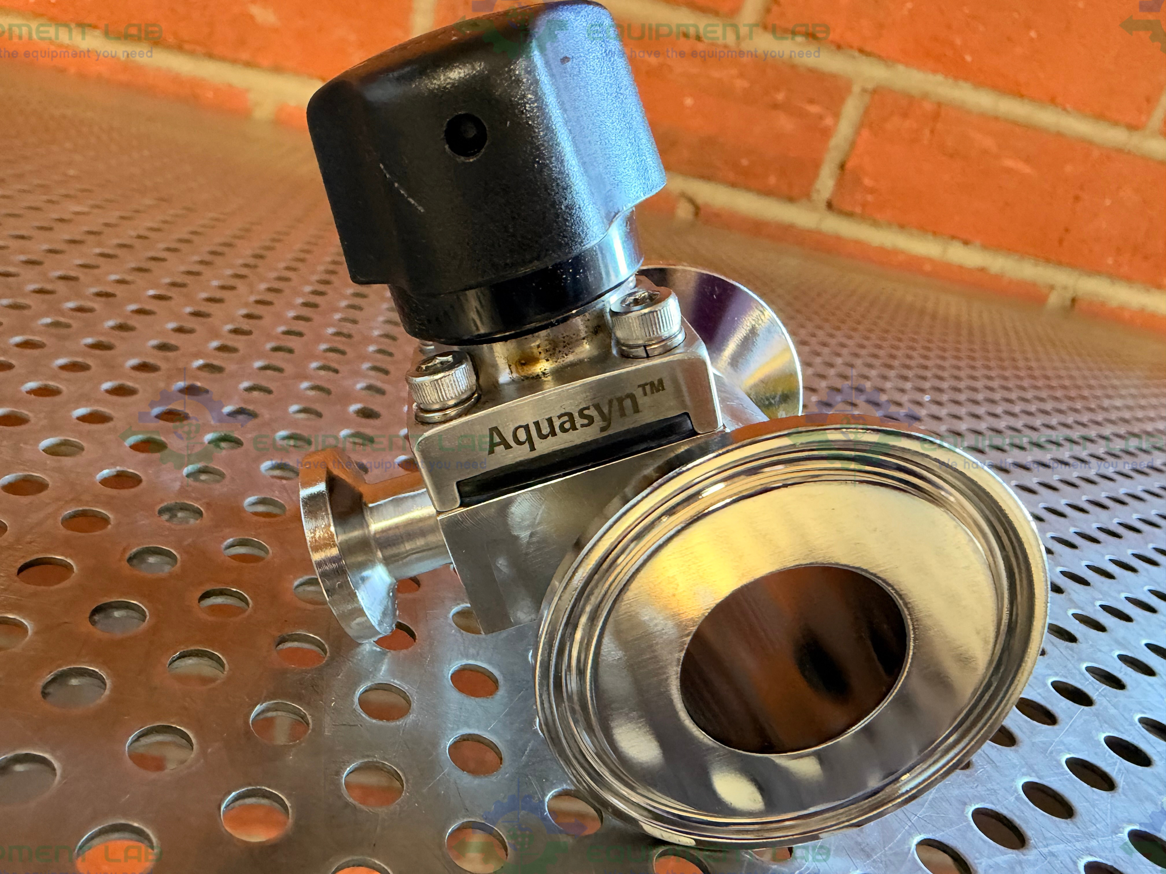 Used Aquasyn 6155535 Diaphragm Valve w/ 1" Sanitary Fitting to 1/2" Sanitary Fitting