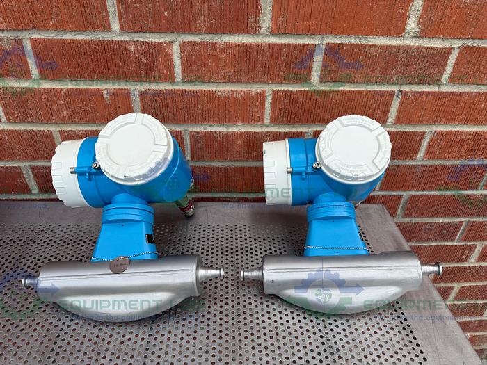 Used Endress + Hauser Promass 83 Mass Flow Meter 85-260 VAC w/ 1/2" Sanitary Fitting