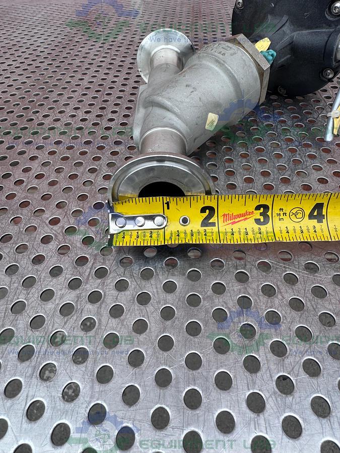 Used Gemu 554/25/D55 Pneumatic Angle Seat Globe Valve w/ 1" Sanitary Fitting