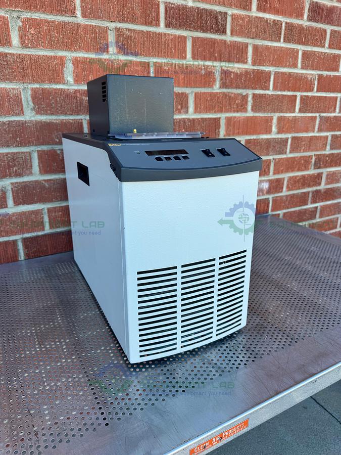 Used Fluke / Hart Scientific 7320 High Precision Calibration Bath -20°C to 150°C