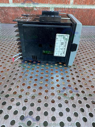 Used Honeywell DC3200-CB-300R-200-10000-E0-0 Controller 90-250 VAC