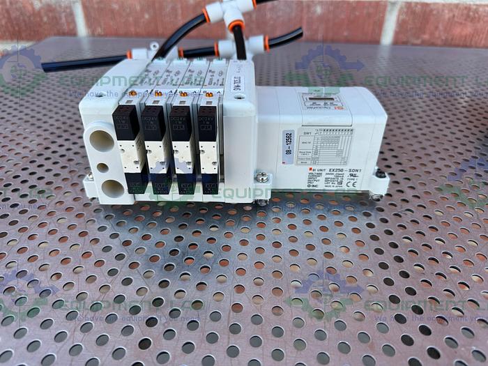 Used SMC EX250-SDN1 Input Output Si Unit w/ Turck JBBS 57-E812 DeviceNet Hub Junction