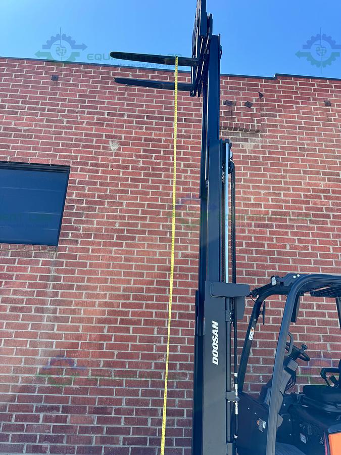 Used Doosan BC20S-7 Electric Forklift 3600 LBS Capacity, 20 Hrs, MFG 22 w/ Charger