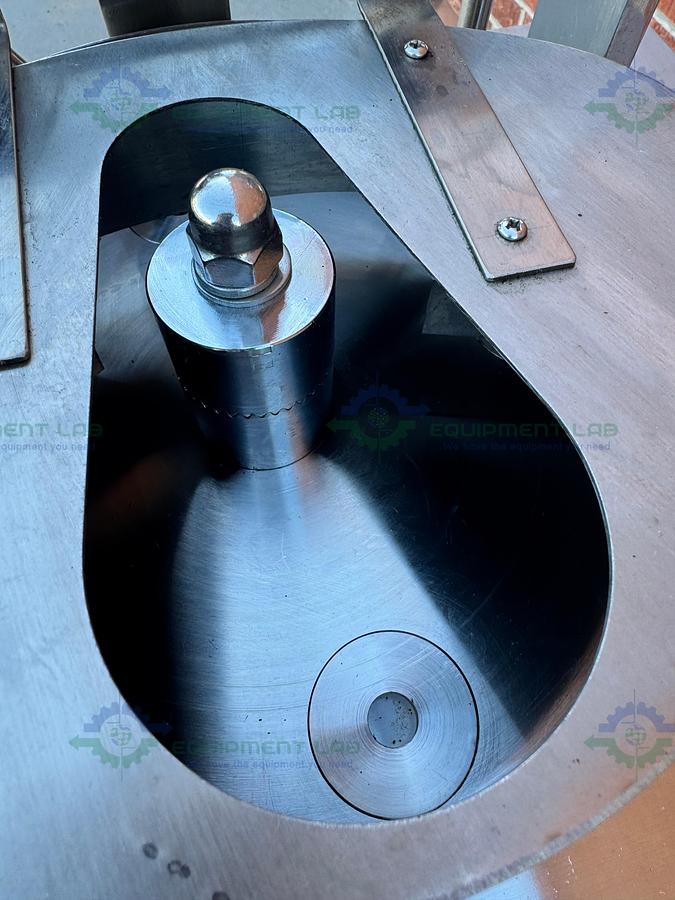  for parts or not working Chinese DS-200A Packaging Machine 220V w/ Sanch S900.2S0.75G VFD