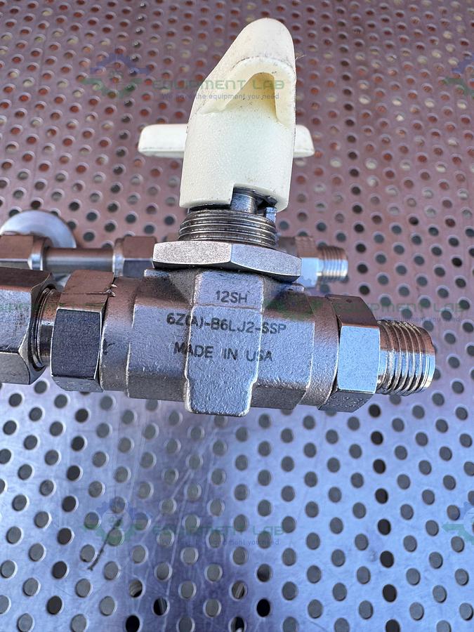 Used Vacuubrand DVR 2 Vacuum Gage and Controller w/ Parker Valves