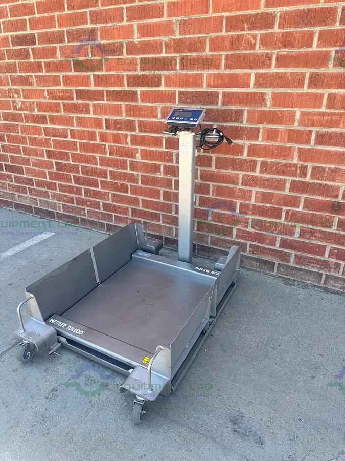 Used Mettler Toledo 2888 Stainless Steel Scale 1000 lbs w/ 30" x 30" Platform, Ramps