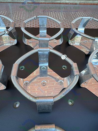 Used New Brunswick  Innova 42 Shaker  Platform 18" x 18" w/  Flask Holders