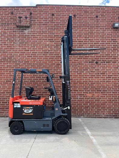 Used Toyota 7FBCU35 8000# Electric Forklift - Cushion Tires, 7700 Hours - 120" Mast