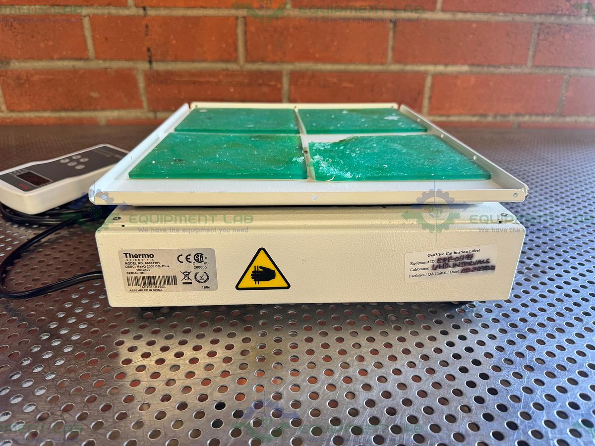 Used Thermo Scientific 88881101 MaxQ 2000 CO2 Plus Digital Orbital Shaker 19 mm Orbit
