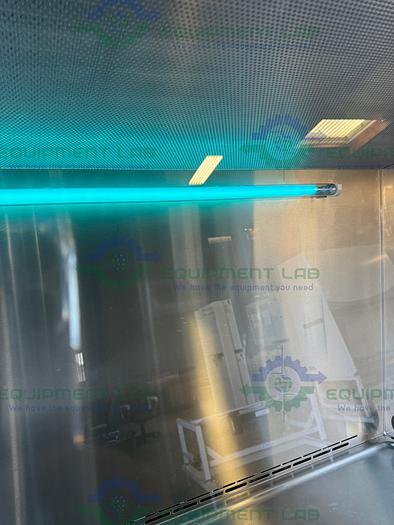 Used Labconco 3780101 Logic Biosafety Cabinet 4 Ft Class II Type A2 w/ Hydraulic Legs